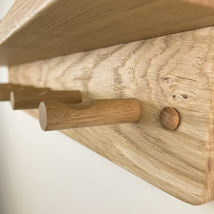 Oak coat rack with integrated shelf - shaker peg hooks